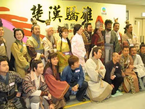 港星老婆52歲超高齡生下女兒!被同學取笑年紀大!直言還想再生
