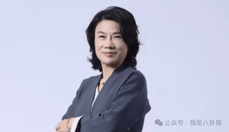 董明珠口碑崩了?稱想休息就辭職,怒斥年輕人只想賺大錢,還曾與鮮肉男傳緋聞