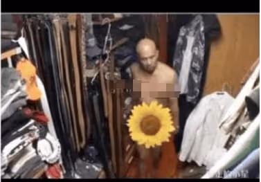 大S老公具俊曄全裸上節目，摸師妹腿部，S媽氣到吃藥