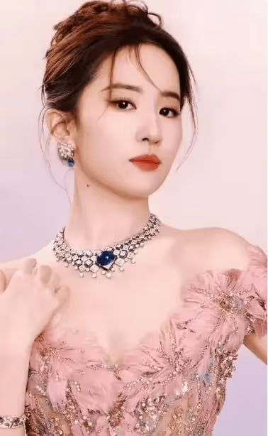 娛樂圈七位真實的女藝人,不傍大款潔身自好,娛樂圈一股清流