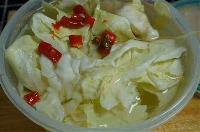 大魚大肉吃多了沒胃口,這個泡包菜你肯定會喜歡,酸辣脆爽又開胃
