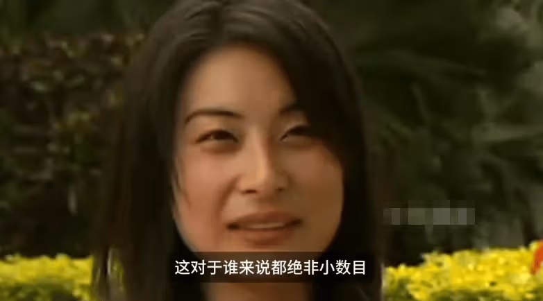 看了郭晶晶故宮鳥巢的照片,才終於明白,她為何能得霍家「獨寵」