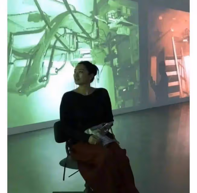 國際巨星鞏俐面臨危機,身材走樣,身著緊身裙毫不服輸,霸氣側漏