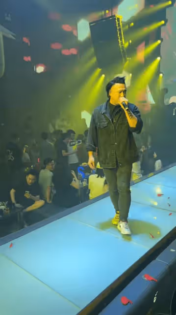 香港「奇葩夫妻」再被質疑，知名男星被傳演出一場七萬仍不還錢，兩夫婦回應