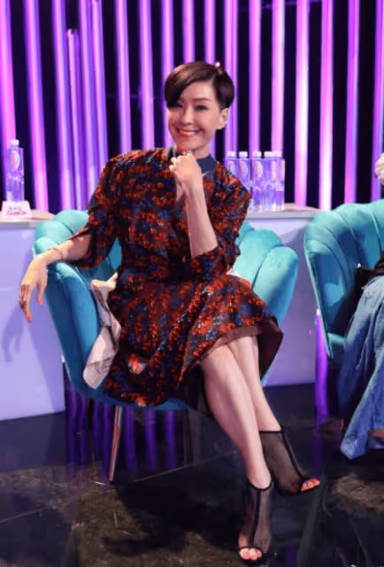 55歲TVB前知名女星加盟英皇,曾為拍劇而暴瘦,獲得楊受成親自接見