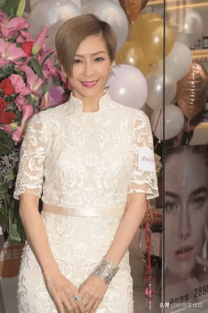 55歲TVB前知名女星加盟英皇,曾為拍劇而暴瘦,獲得楊受成親自接見