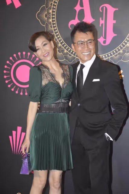 55歲TVB前知名女星加盟英皇,曾為拍劇而暴瘦,獲得楊受成親自接見