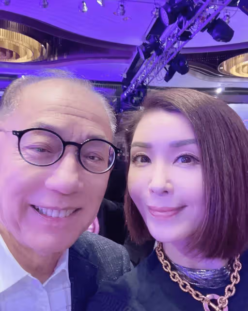 55歲TVB前知名女星加盟英皇,曾為拍劇而暴瘦,獲得楊受成親自接見