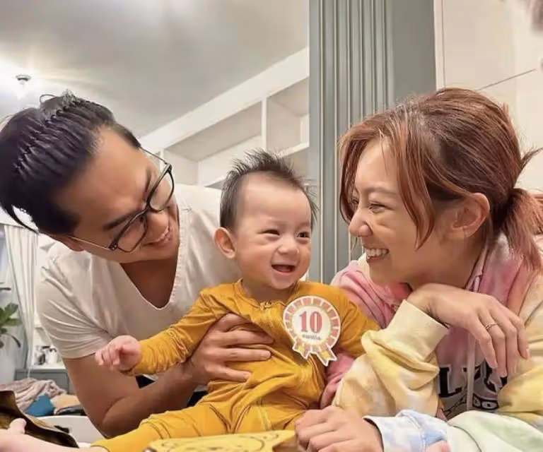 TVB男星鄭俊弘兒子患罕見疾病,兩歲不會走路,準備和妻子生二胎