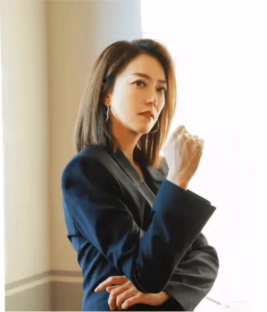 謝霆鋒背後的女人,因酷似王菲而頻頻傳出緋聞,人氣堪比一線女星