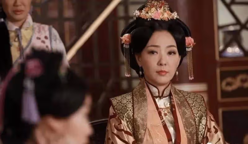 TVB最美女配如今內地直播成隱形富婆,開百萬豪車,曾因一段感情惹非議