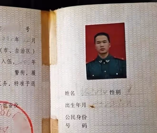 1996年,13歲少年目睹母親被害,隱忍22年,除夕夜為母復仇