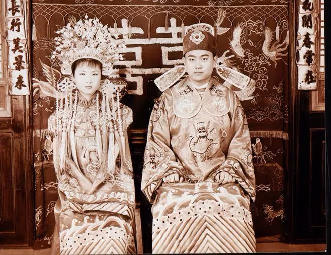 2005年,清華女學霸將丈夫殘忍殺害後,事後與丈夫遺體共住7天7夜