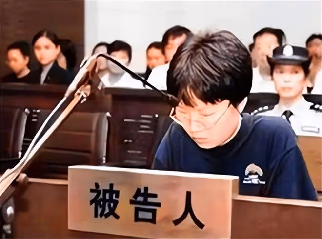 2005年,清華女學霸將丈夫殘忍殺害後,事後與丈夫遺體共住7天7夜
