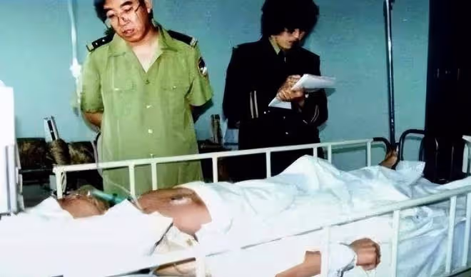 1996年押款車大劫案,主犯比白寶山狠,為何未審判就死在醫院?