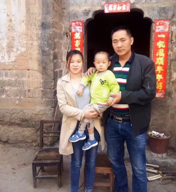 男娃咳嗽查出罕見重病陷入昏迷，父母絕望準備帶他回家，孩子醒了