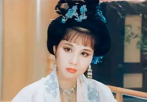 古典第一美人:與男友相愛27年未婚未育,離世3年,無數人仍想念