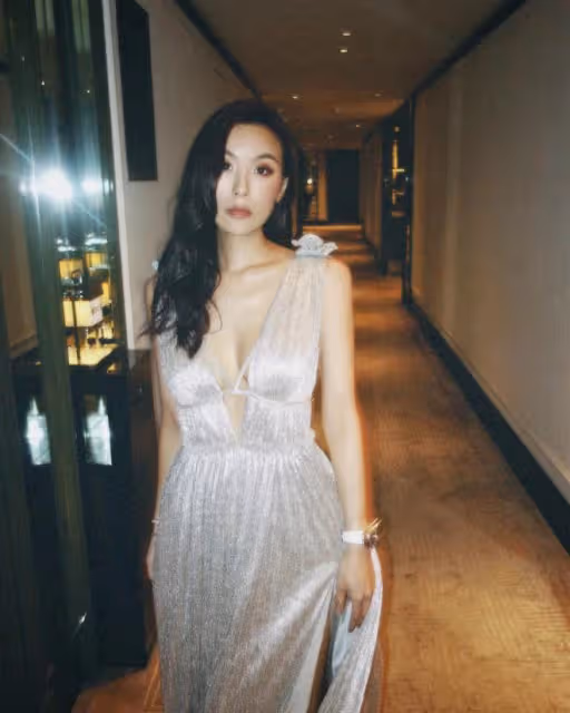高以翔女友脫胎換骨，帶著Godfrey遺願生活，在香港出席時尚活動