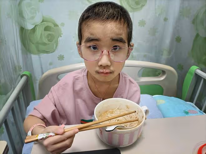 天地不仁橫禍來,一劫未過一劫來:30歲小伙為救女兒拼盡全力