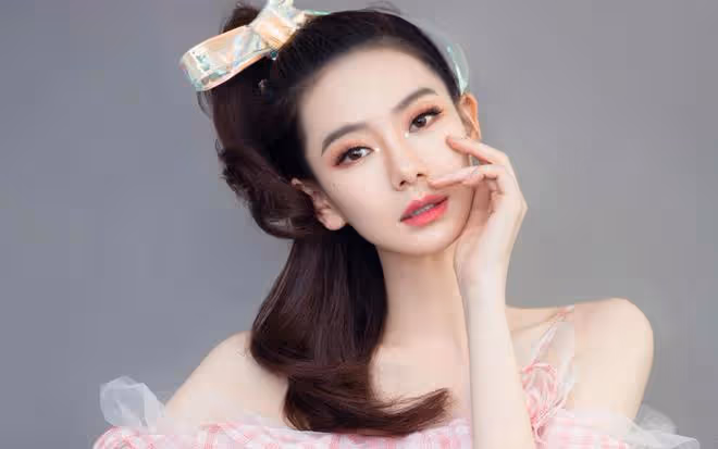 戚薇《乘風破浪》表演引熱議，高情商回應惡搞，贏得口碑與流量