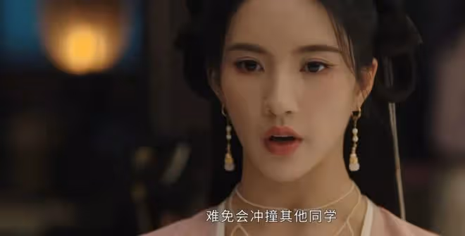 被丑脖子拖累的6位明星,明明有張美人臉,一看脖子全「毀」了