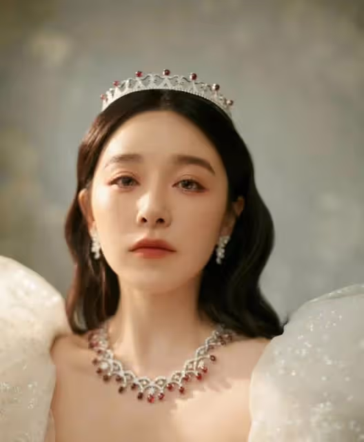 被丑脖子拖累的6位明星，明明有張美人臉，一看脖子全「毀」了