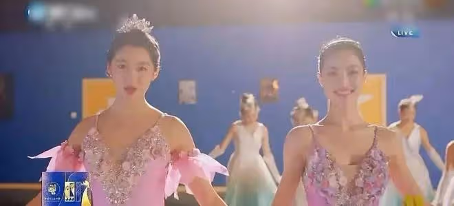 被丑脖子拖累的6位明星，明明有張美人臉，一看脖子全「毀」了