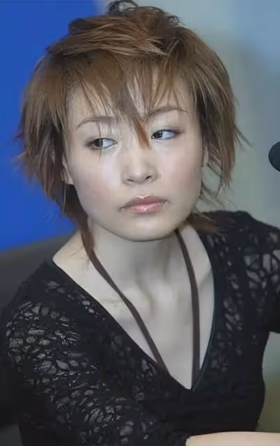 又一歌手跳樓去世!新婚不到100天自殺,跳樓前將30萬交給母親