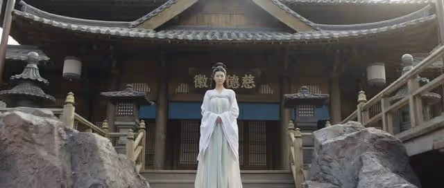 《墨雨雲間》：真姜梨慘死，假姜梨發現宰相之女不如螻蟻