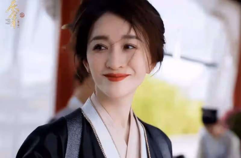 同樣是「瘋批公主」, 《慶餘年》和《墨雨雲間》里的表演差距好大