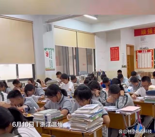 太感動了!老師偷偷把聽力內容換成《起風了》,學生笑著笑著就哭了