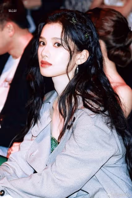 張婧儀文淇同框太驚艷!兩大美女花旦魅力不可小覷