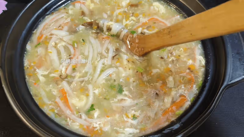 夏天寧可不吃肉,但要常喝這碗湯!花小錢煮出一鍋,找回好胃口、鮮潤十足