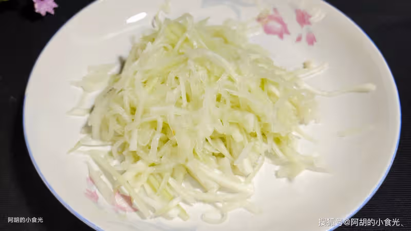 夏天寧可不吃肉,但要常喝這碗湯!花小錢煮出一鍋,找回好胃口、鮮潤十足