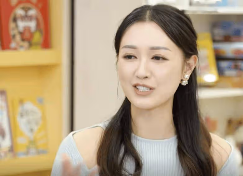 港星當爸後突變蒼老!太太反而愈來愈美!網友:究竟誰生兒子