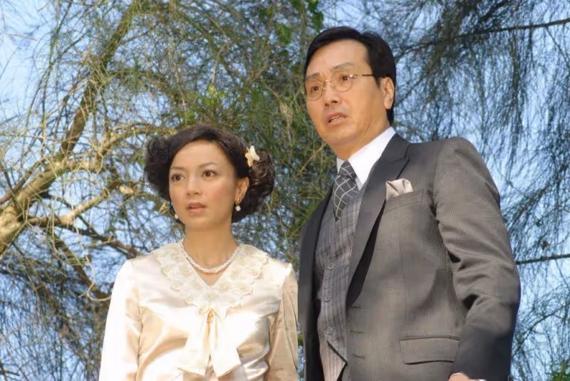 曾演《封神榜》!54歲港星大曬近照不懼變老!女兒顏值超媽咪