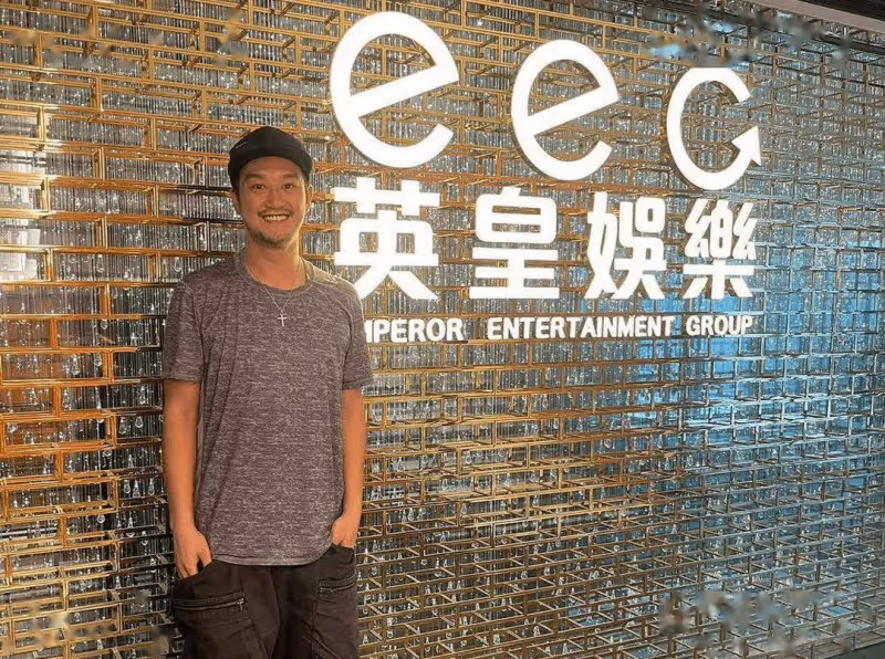 落魄港星為養家餬口,刮颱風堅持去工地!被稱賤男與5位女星談情