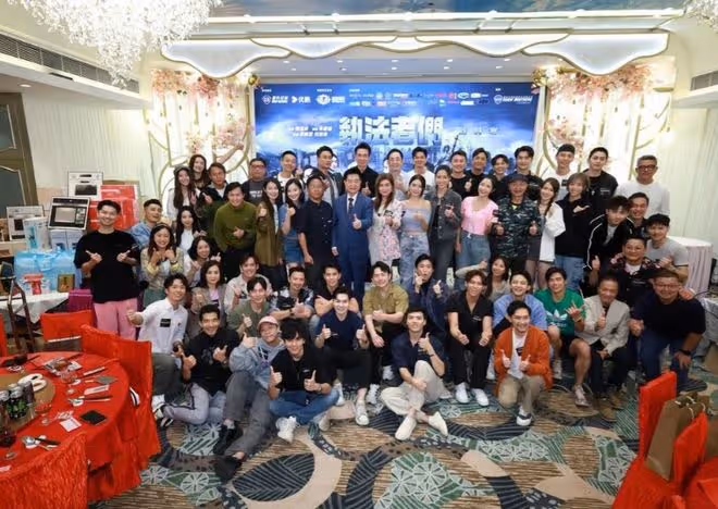人氣男星與TVB小花合作八次終演情侶,不介意同對方傳緋聞:都傳過了