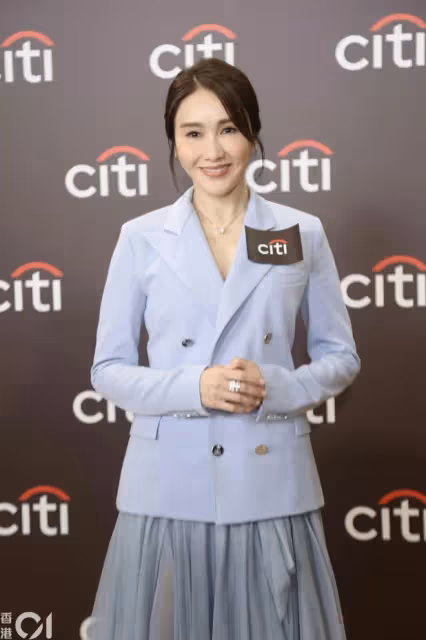 前TVB花旦當年為家庭退出娛樂圈,回應復出傳聞,爆與兩大花旦仍有聯繫