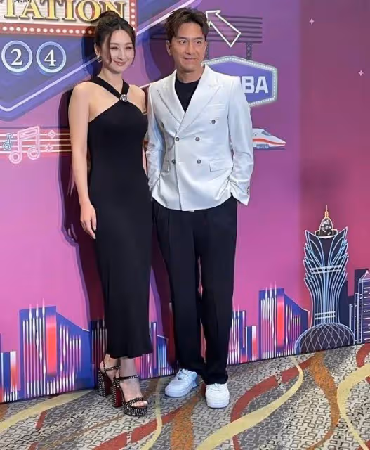 TVB花旦開直播被逼婚,霸氣回懟網友登上熱搜,入行16年僅一段五年情