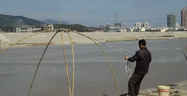 2019年,花甲老人苦尋父母,分離58年,80多歲父母仍健在
