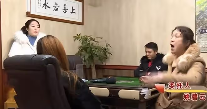回顧:父母為省彩禮錢,逼兒子入贅斷絕關係,晚年病重找兒子要錢