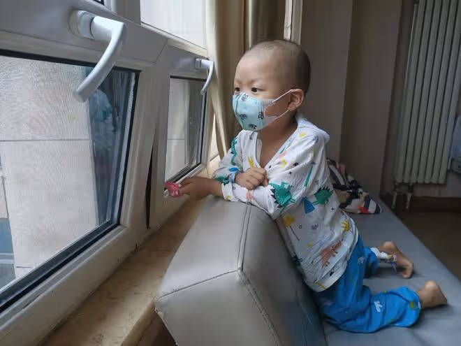 漂亮姑娘苦等兩年嫁退伍男友,生下兒子美好生活剛開始厄運卻降臨