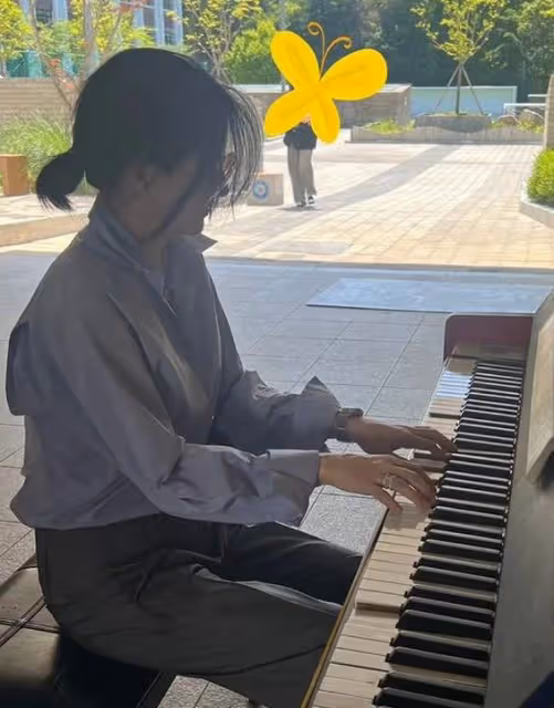 李英愛現身法國LV活動,化身冰美人艷壓全場,身材完勝同齡人
