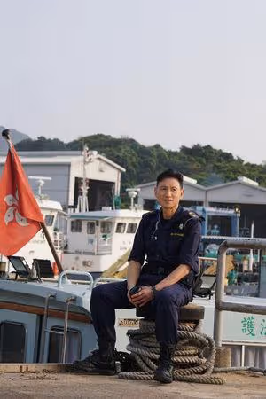 張學友暌違8年重返大銀幕! 帥穿制服「登上真的巡邏船」