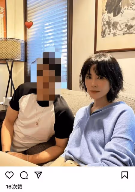 王菲罕見與男友人聚會,首剪妹妹頭太鄰家,52歲尖下巴線條太緊緻