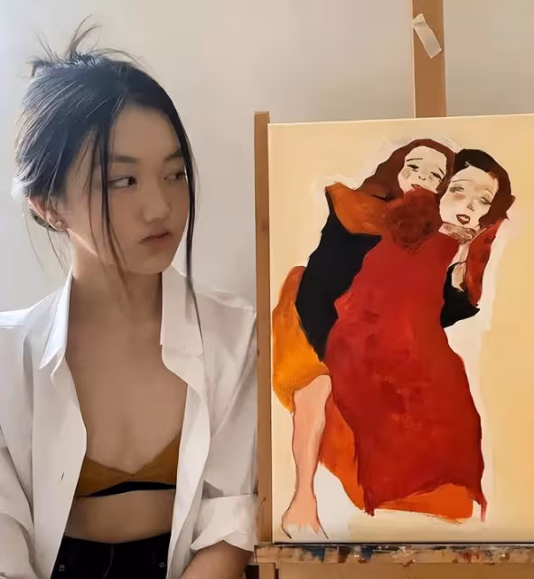 李嫣嘴巴恢復太好了,罕曬與王菲合照,換新髮型打扮好清涼