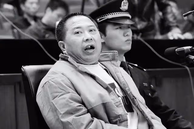 北京男子寫「死亡筆記」,當街殺死6人,我下地獄得拉一群人