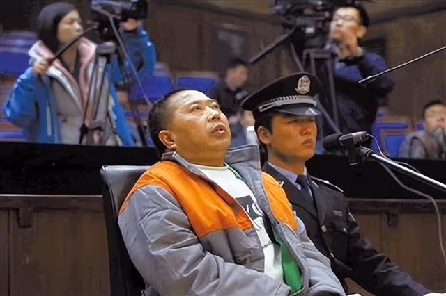 北京男子寫「死亡筆記」,當街殺死6人,我下地獄得拉一群人