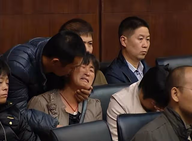 北京男子寫「死亡筆記」,當街殺死6人,我下地獄得拉一群人